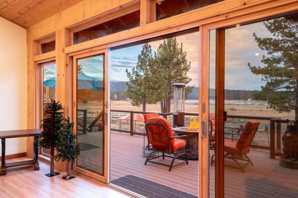 Lake Time Villa New Luxury With Hot Tub Біг-Бер-Лейк Екстер'єр фото